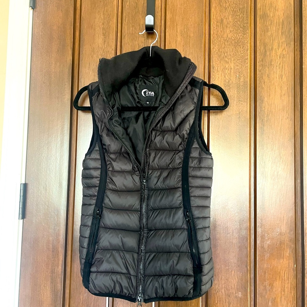 Zyia vest.